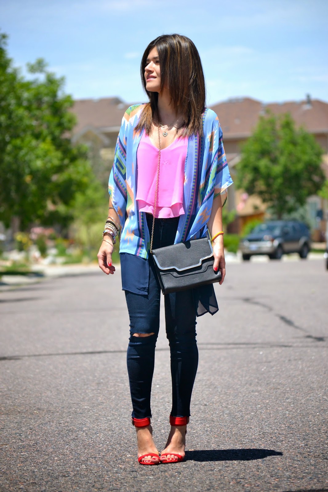 THE PERFECT SHEER KIMONO FOR THE SUMMER