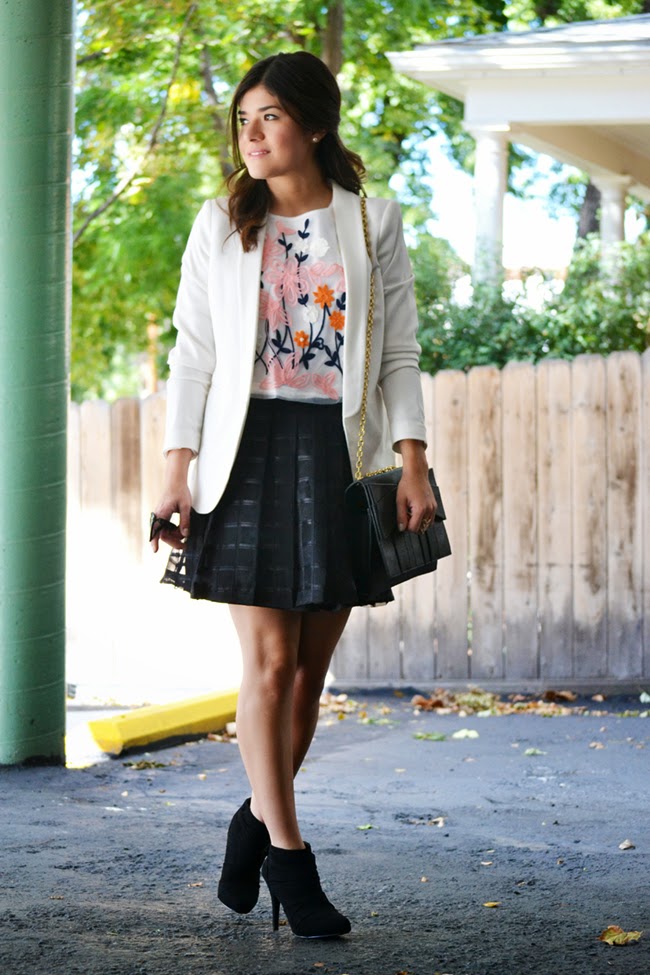 EMBROIDERED CROP TOP