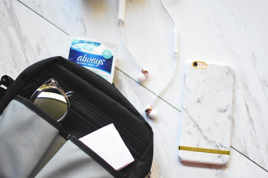 HOW TO STAY SHOWER FRESH ON A DAILY BASIS