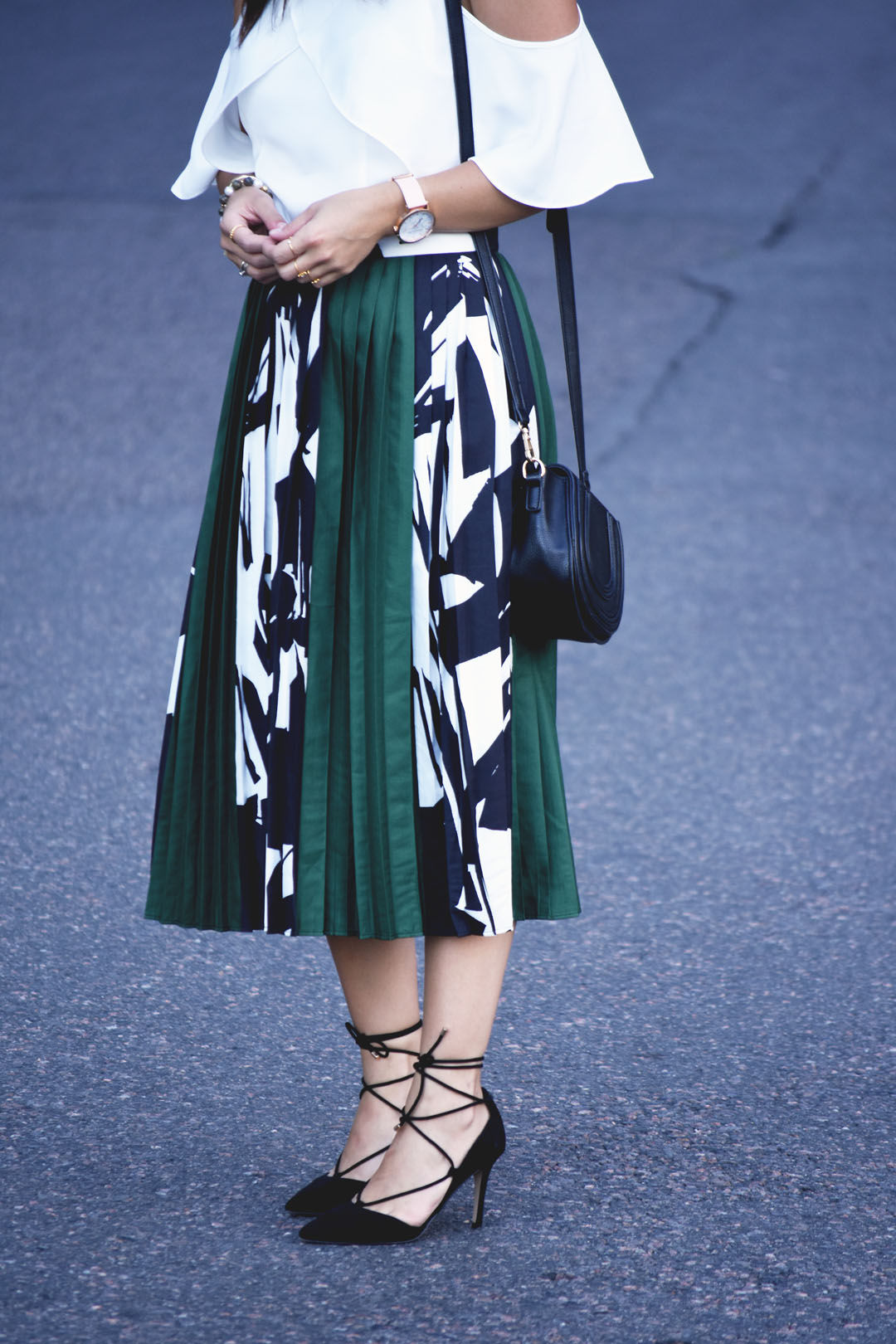 Chicwish pleated midi skirt and cold shoulder white top - PLEATED MIDI SKIRT AND COLD SHOULDER TOP by popular Denver fashion blogger Chic Talk
