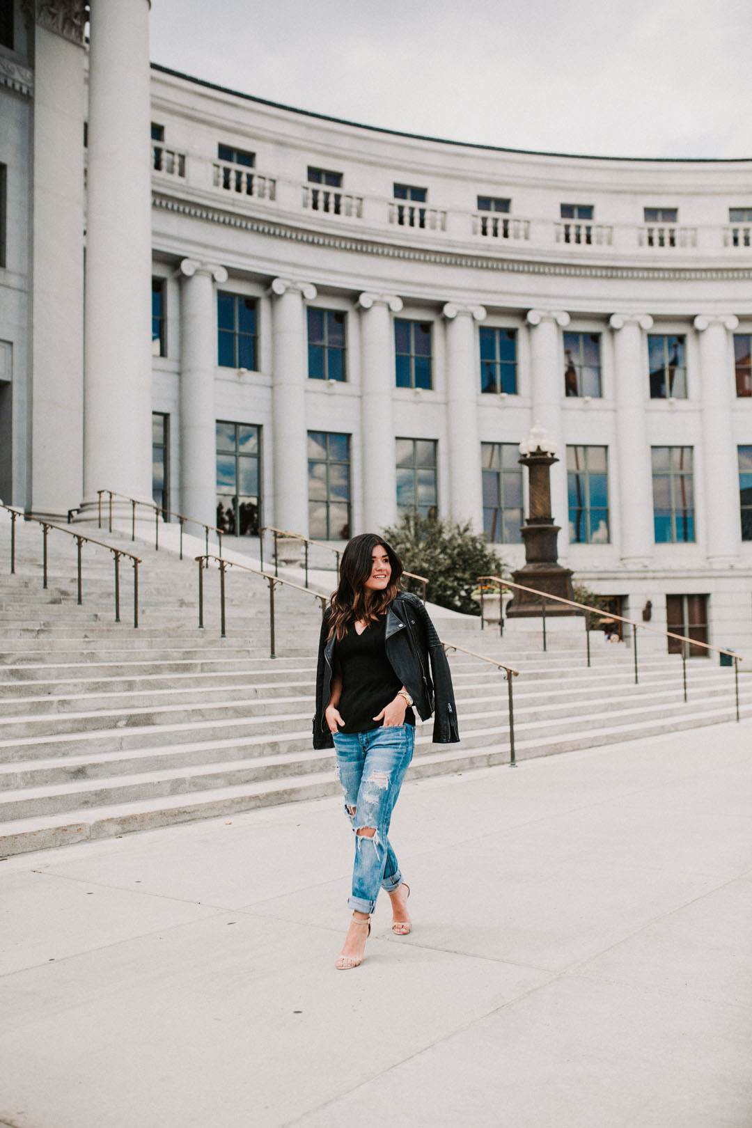 A CASUAL LOOK WITH BAILEY44