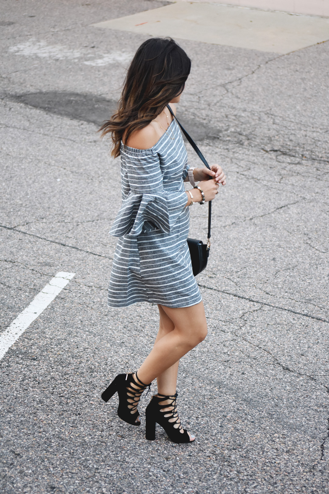 A NEUTRAL MUST-HAVE SUMMER DRESS