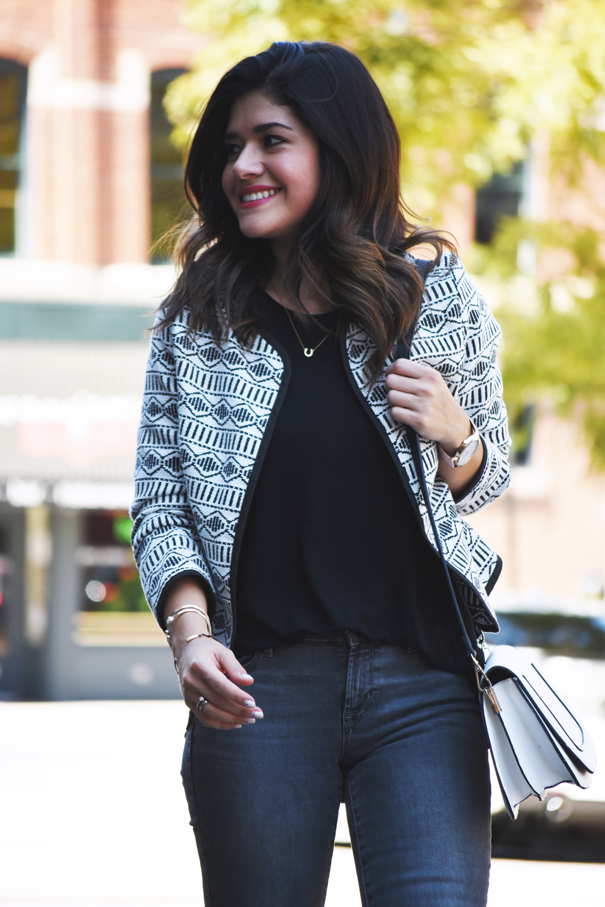 Carolina Hella of Chic Talk wearing Old Navy Skinny jeans, jacquard jacket, Sole society white bag, and Aldo pointy heels - #50Styles50States CAMPAIGN WITH OLD NAVY STYLE by popular Denver fashion blogger Chic Talk