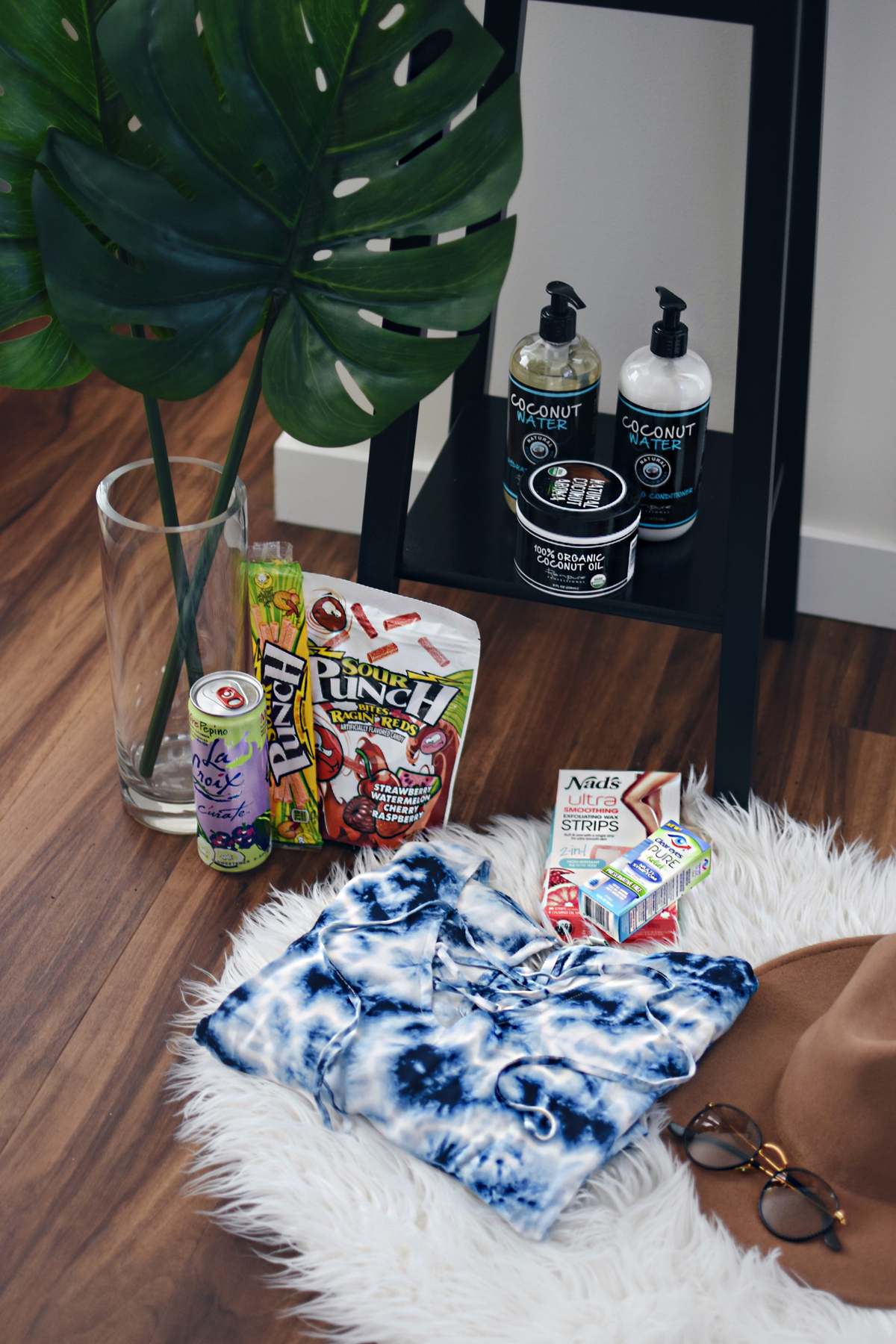 TOP 6 MUST HAVE ITEMS FOR FESTIVAL SEASON