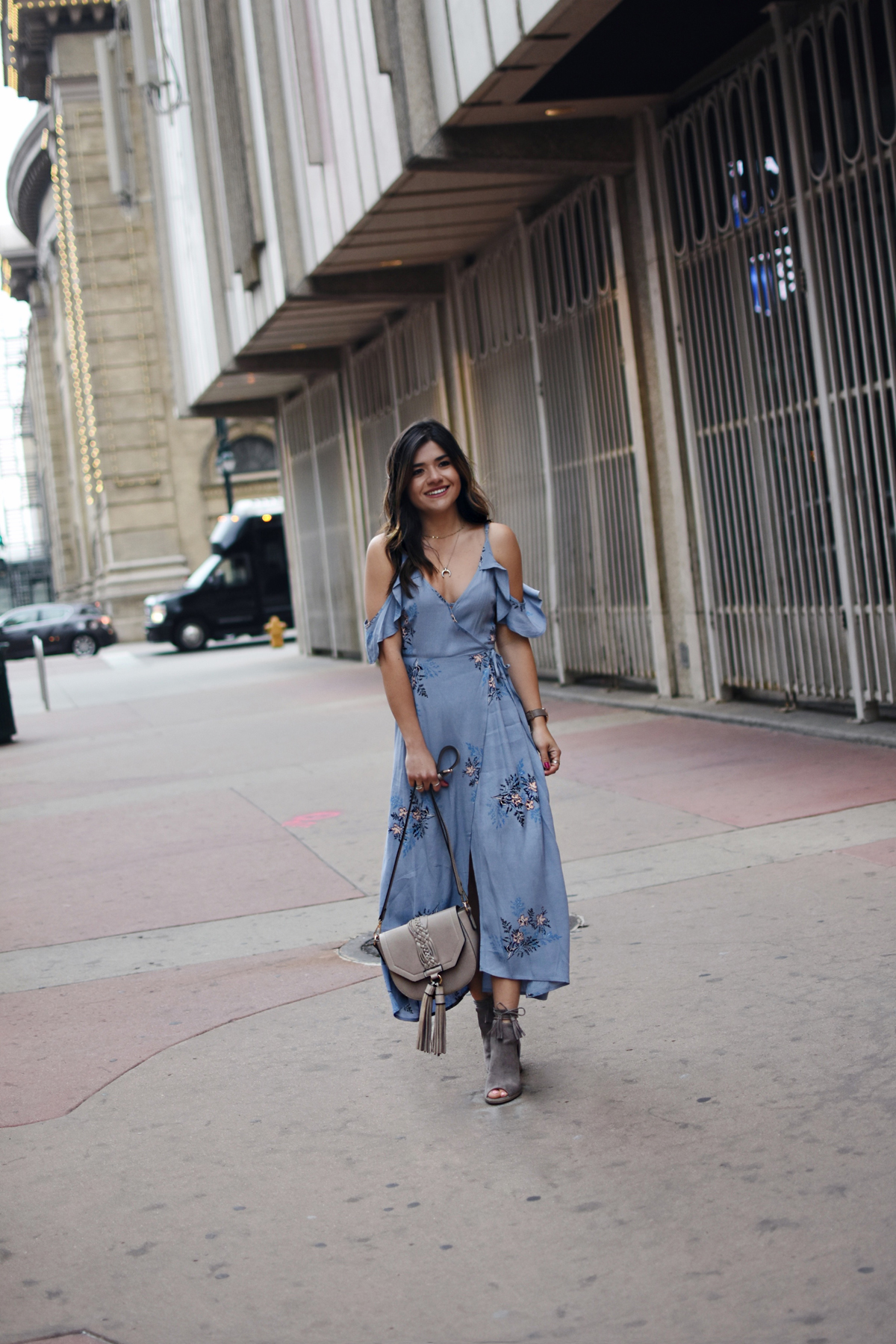 MUST-TRY FLORAL DRESSES FOR SPRING