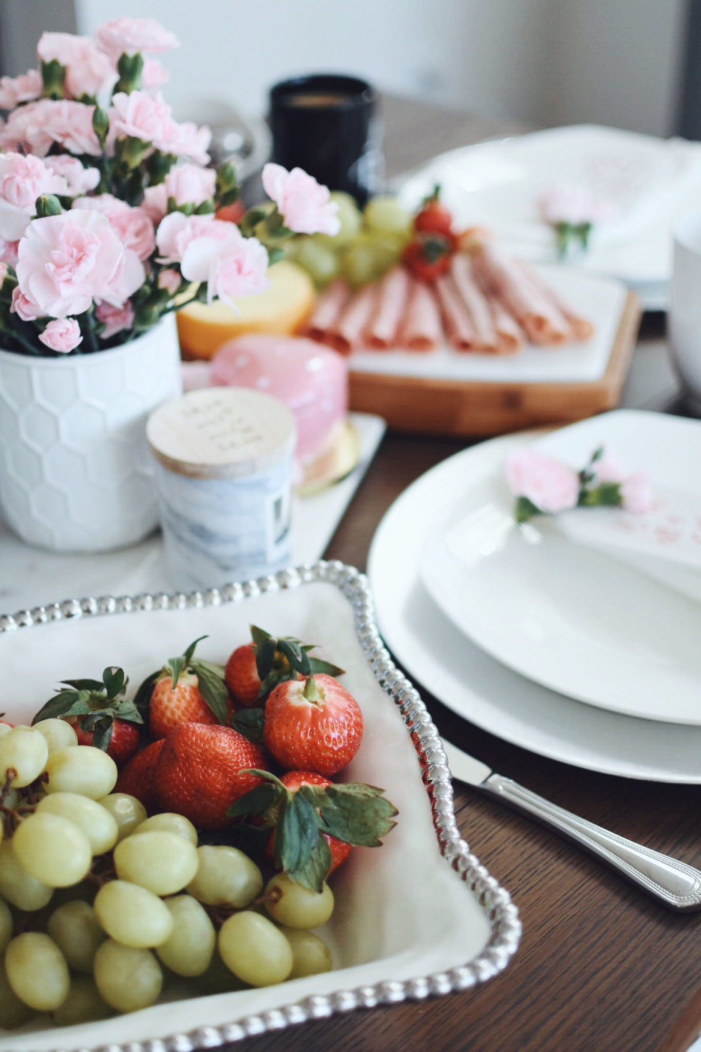 How to make saint valentine's day special again - THE PERFECT SAINT VALENTINES  DAY BRUNCH by popular lifestyle blogger Chic Talk