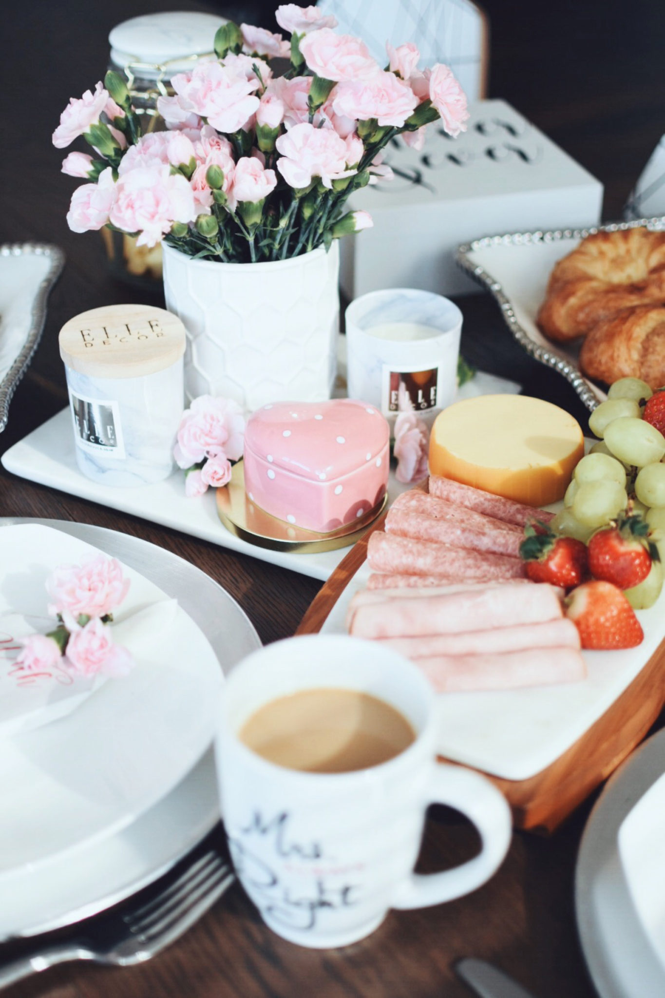 How to make saint valentine's day special again - THE PERFECT SAINT VALENTINES  DAY BRUNCH by popular lifestyle blogger Chic Talk