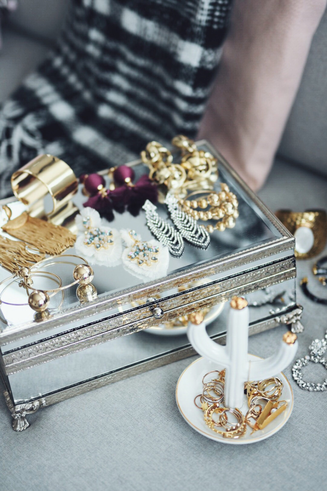 how to pack for fashion week - HOW TO PACK FOR NEW YORK FASHION WEEK by popular Denver fashion blogger Chic Talk