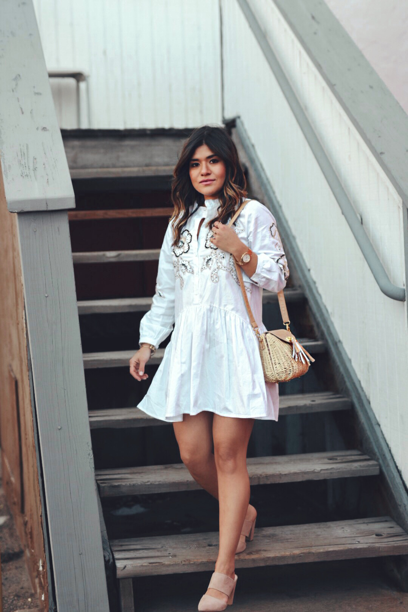 Carolina Hellal of Chic Talk wearing a Chicwish babydoll dress, Woven bag and Nude mules - BABYDOLL DRESS styled by popular Denver fashion blogger, Chic Talk