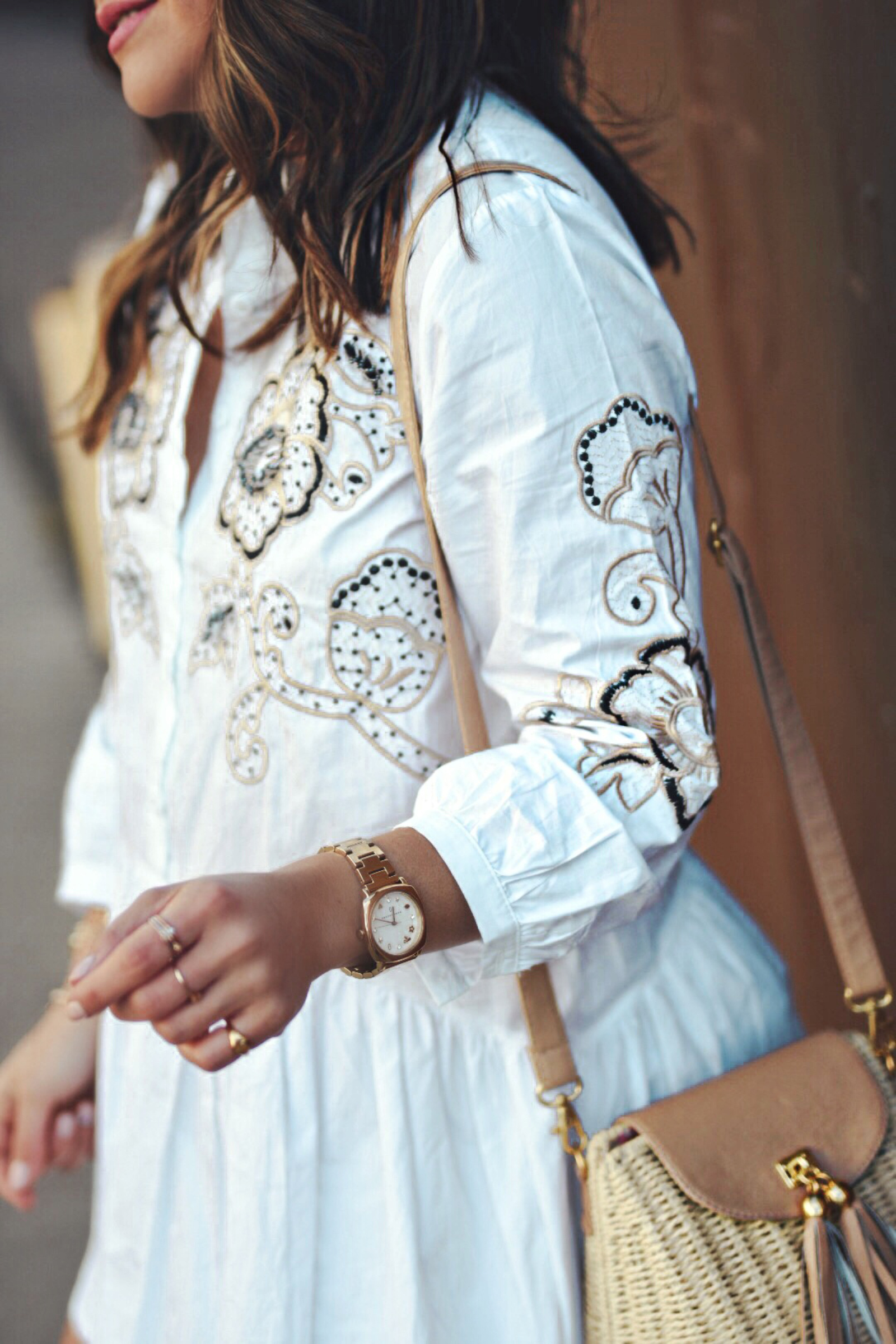 Carolina Hellal of Chic Talk wearing a Chicwish babydoll dress, Woven bag and Nude mules - BABYDOLL DRESS styled by popular Denver fashion blogger, Chic Talk