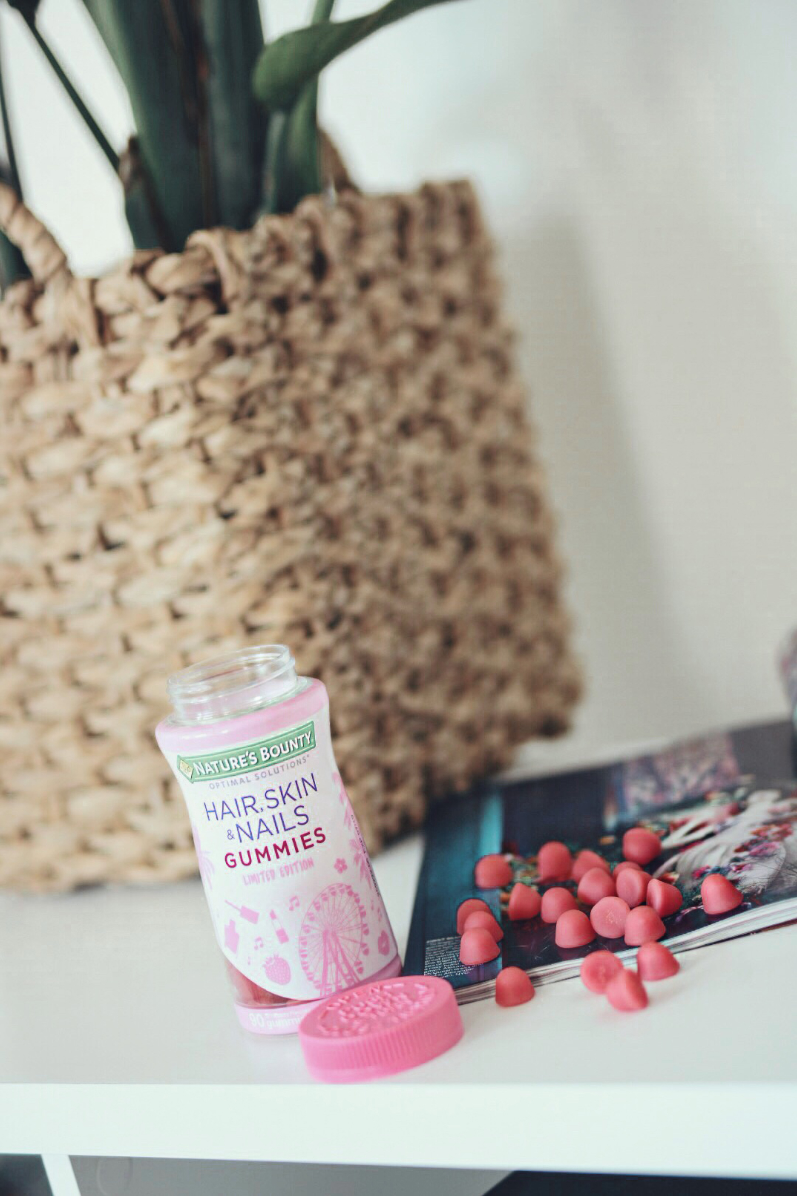 Carolina Hellal explains how to get festival ready with Nature's Bounty hair, skin & Nails gummies - HOW TO GET FESTIVAL READY by popular Denver style blogger Chic Talk